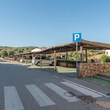 Sardegnaot Vista Mare Piscina E *