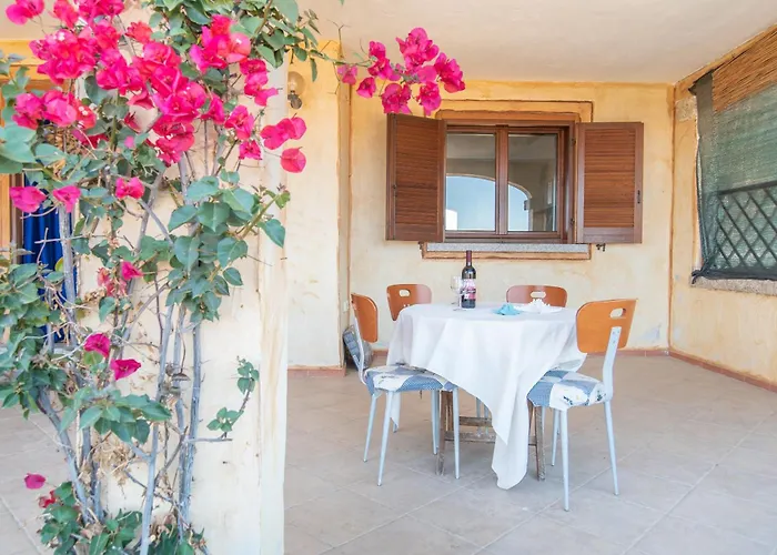 Sardegnaot Vista Mare Piscina E Dom wakacyjny *