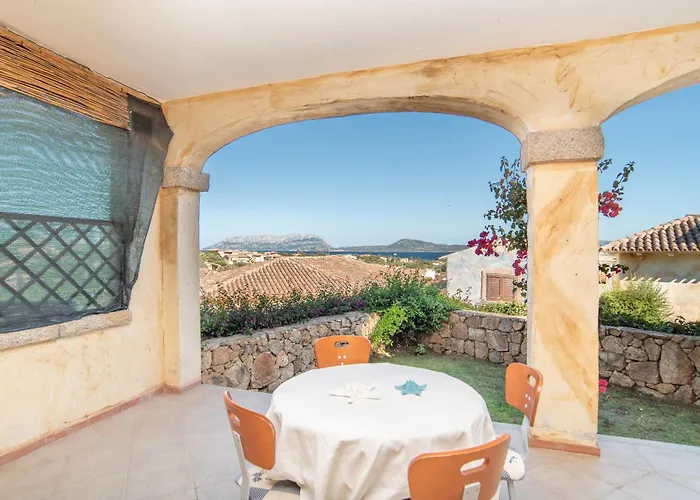 Sardegnaot Vista Mare Piscina E Dom wakacyjny *