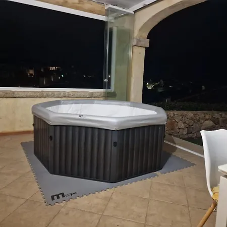 Sardegnaot Vista Mare Piscina E Hébergement de vacances