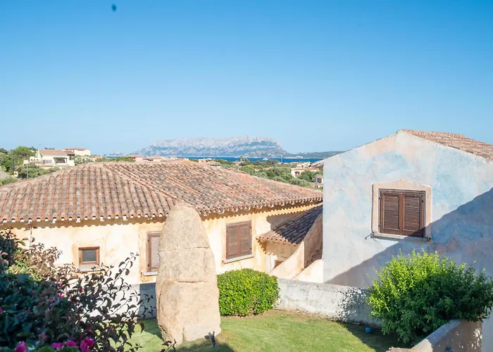 Hébergement de vacances Sardegnaot Vista Mare Piscina E