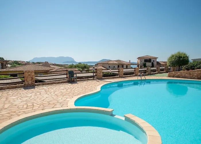 Sardegnaot Vista Mare Piscina E Hébergement de vacances
