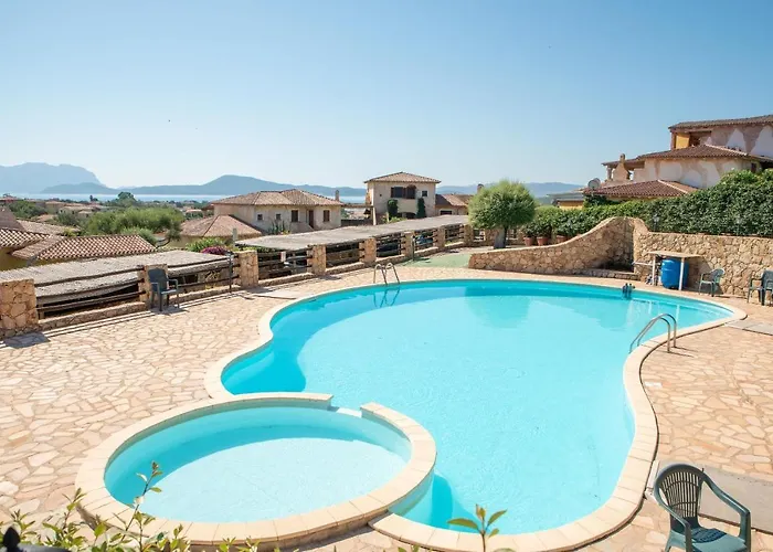 Sardegnaot Vista Mare Piscina E Holiday home Olbia